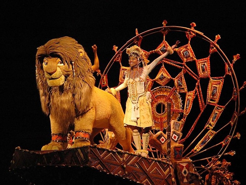 El rey leon animatronics en el festival del rey león animal kingdo
