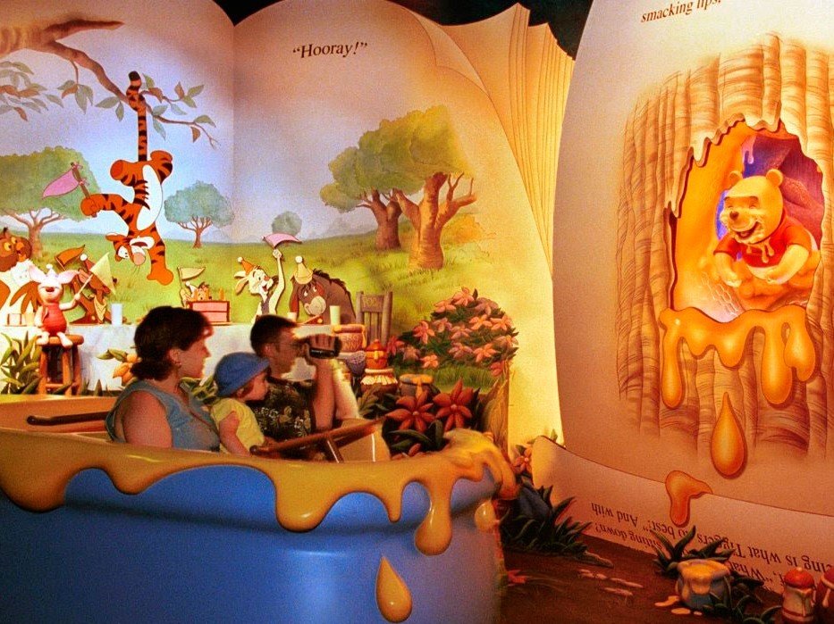 carro de la atracción de winnie pooh magic kingdom